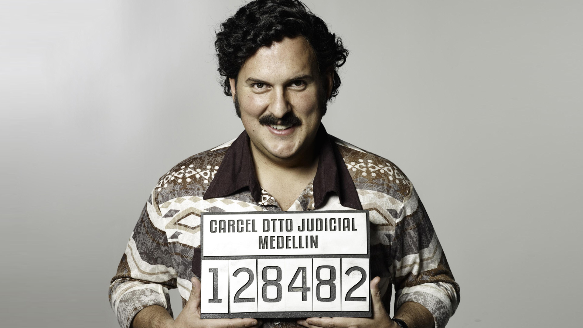 Jiménez se protege ante las amenazas